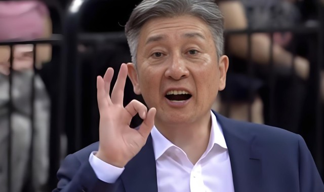 半岛体育官网-轰32分5助！MVP比外援还猛，郑永刚目标CBA总冠军