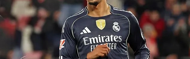 半岛·体育-造谣阿韦洛亚要卖阿诺德的是西班牙民族报，多家媒体已辟谣