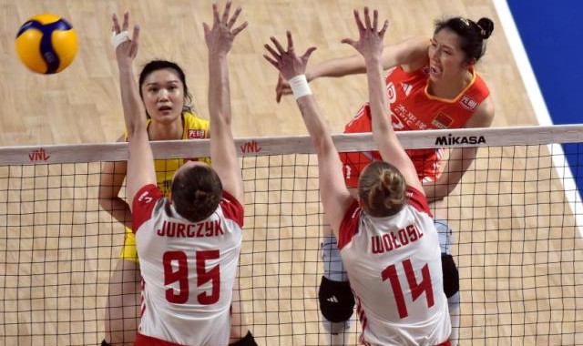 半岛·体育-中国女排世联赛9胜3负进总决赛 攻强守弱仍需调整