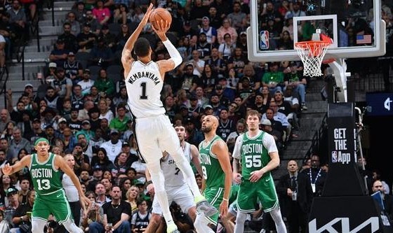 半岛体育官方网站-文班：三分球是我的标志性技术之一 不会荒废它