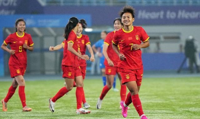 半岛·体育-王霜5球！连续2届16比0 女足平队史亚运会赢球纪录