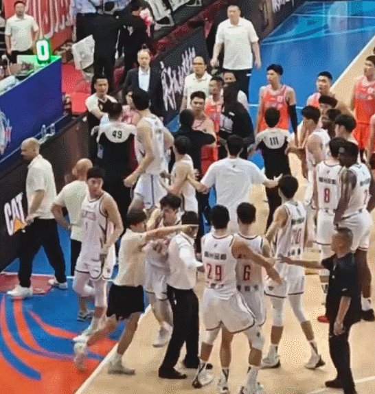 1699197616163017030.gif GIF.gif